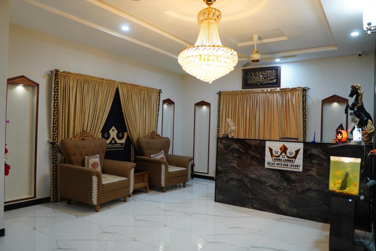 Bed and Breakfast Grand Royal Исламабад Экстерьер фото